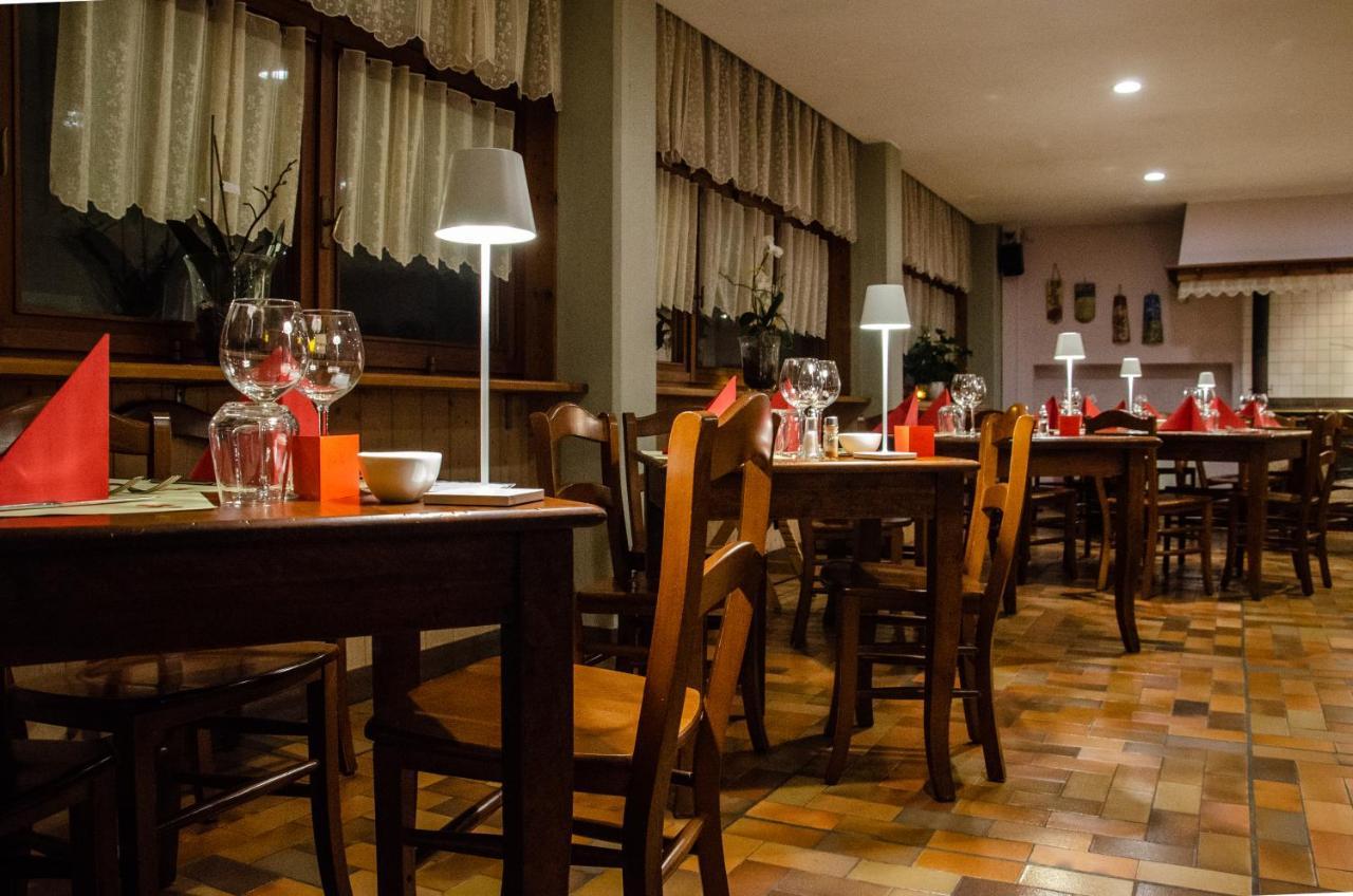 Al Fogolar Rooms&Osteria Tolmezzo Esterno foto